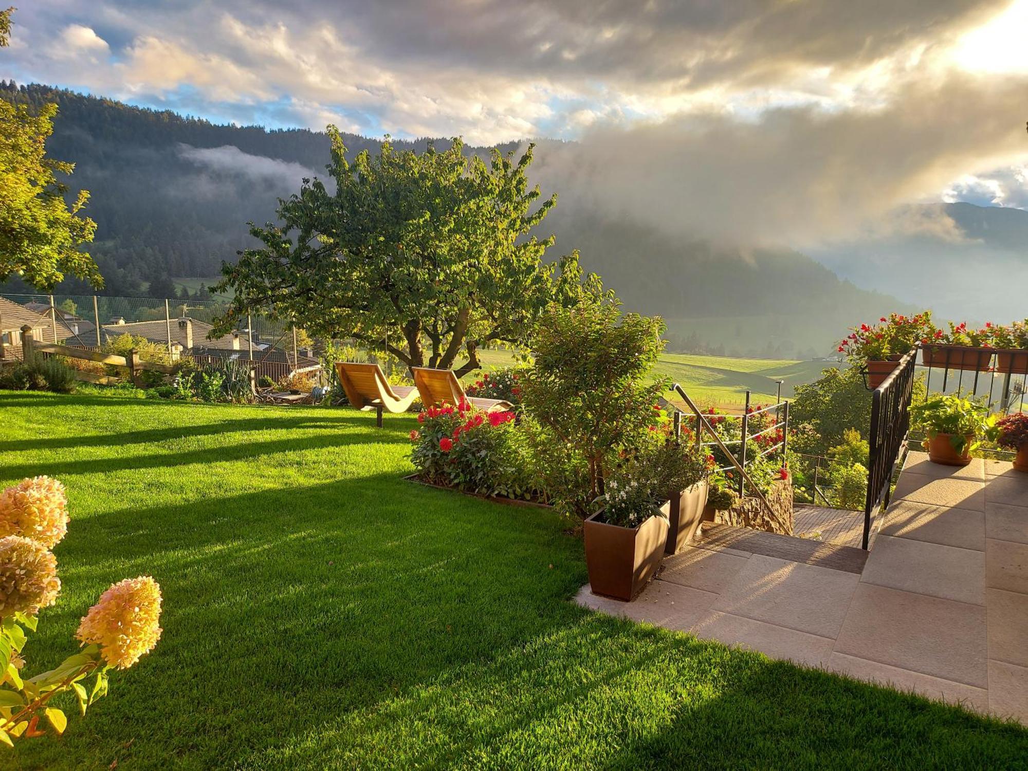 Alpenrose Apartment Meltina Bagian luar foto
